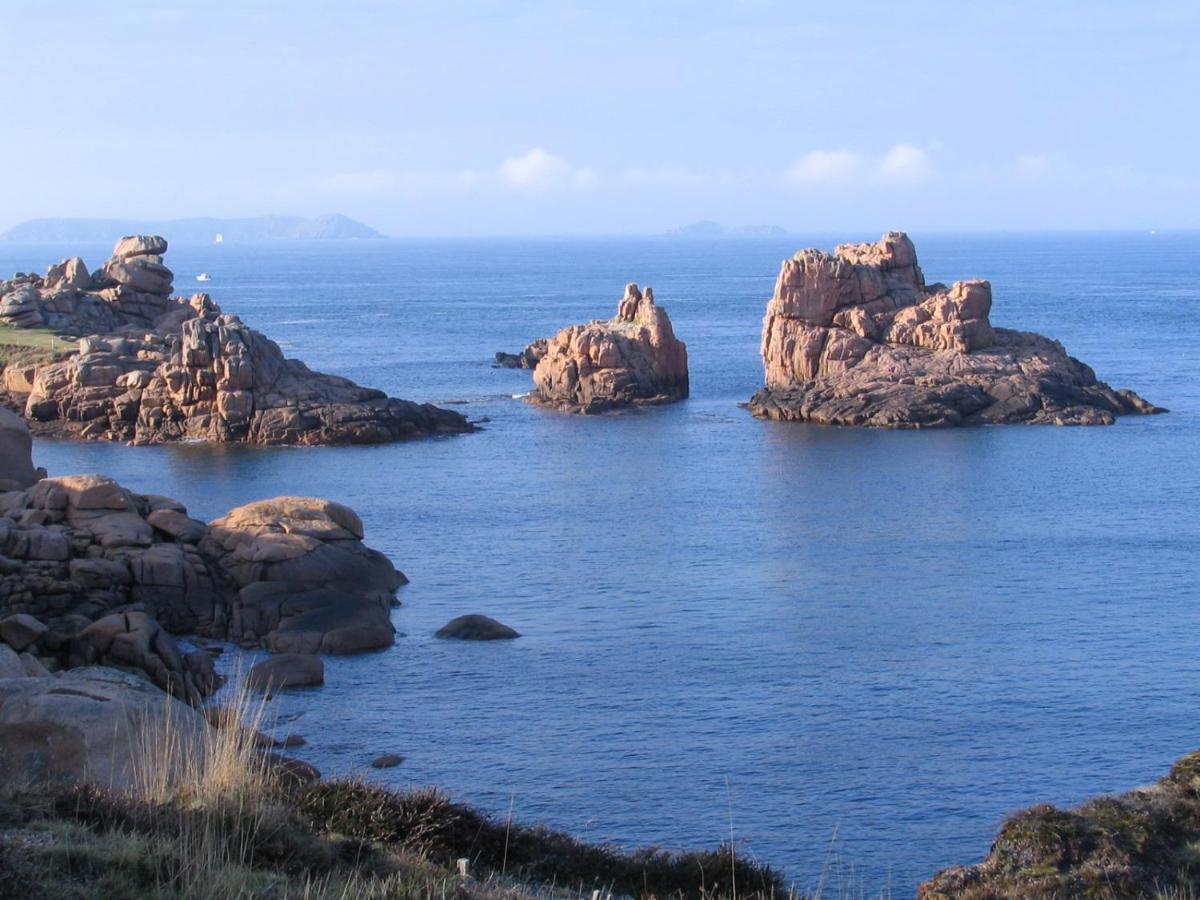 En Bretagne, Villa De 2 A 8 Pers , Meuble De Tourisme 3 Etoiles Nichee Dans Un Ecrin De Verdure A 2500M De La Plage Ploumilliau Exterior photo